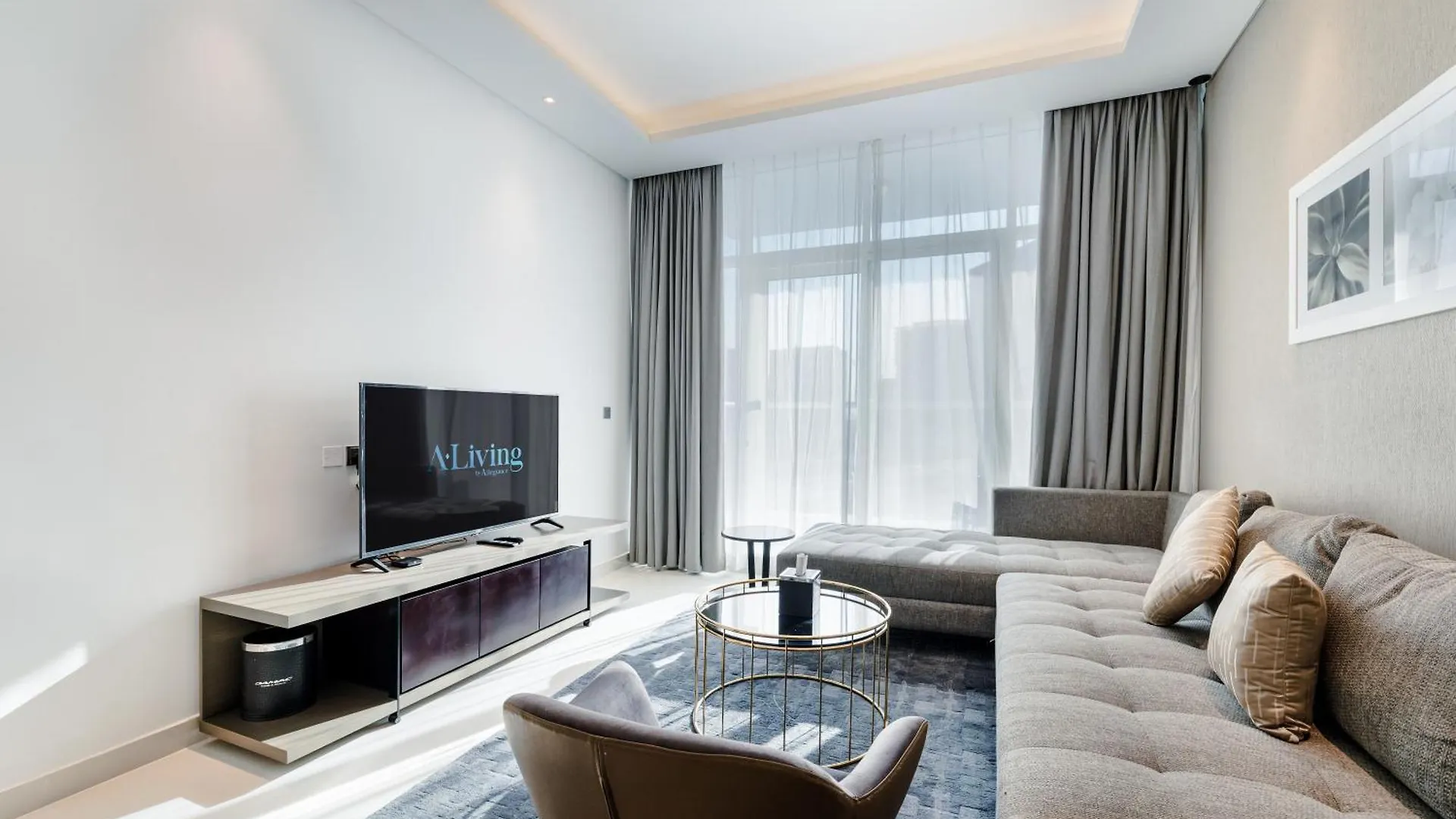 Modern 2-Bedroom Apartment Near Burj Khalifa & Dubai Mall 0*,