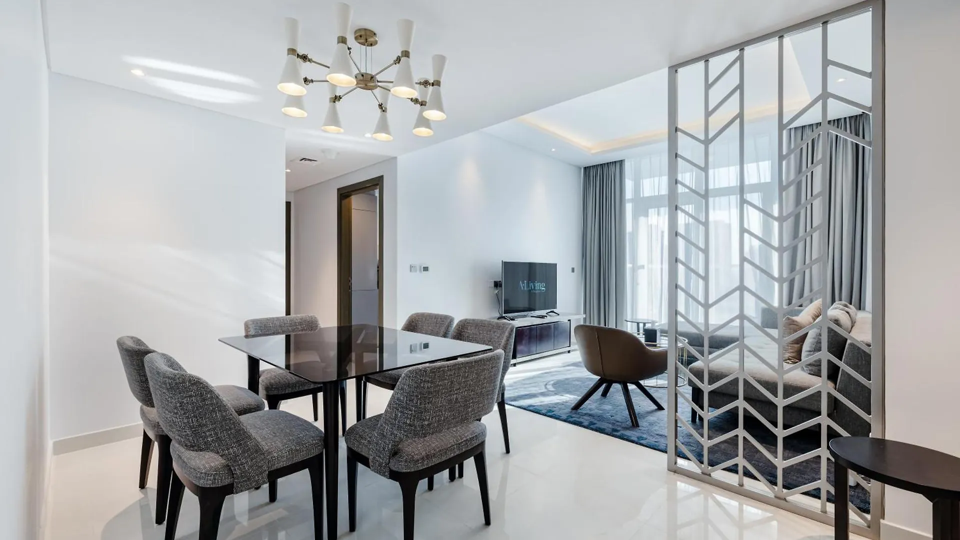 Modern 2-Bedroom Apartment Near Burj Khalifa & Dubai Mall